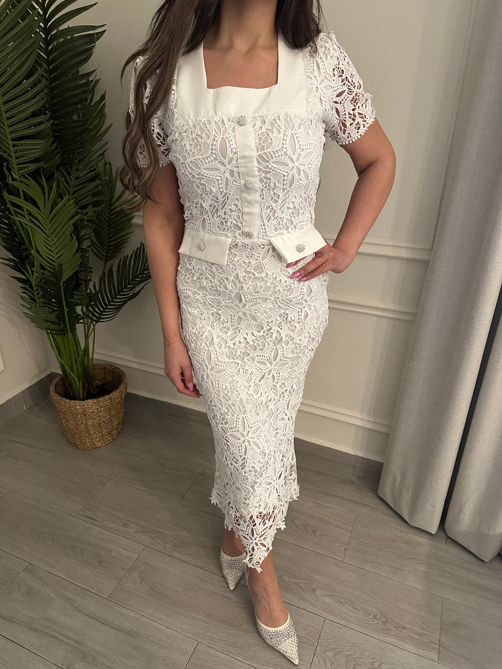 Lace Reverie - white